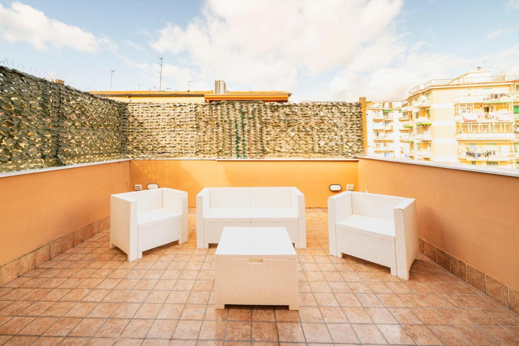 Bed and Breakfast Corso 138 - Sleep & Fly - By Domusextra Neapel Exterior foto