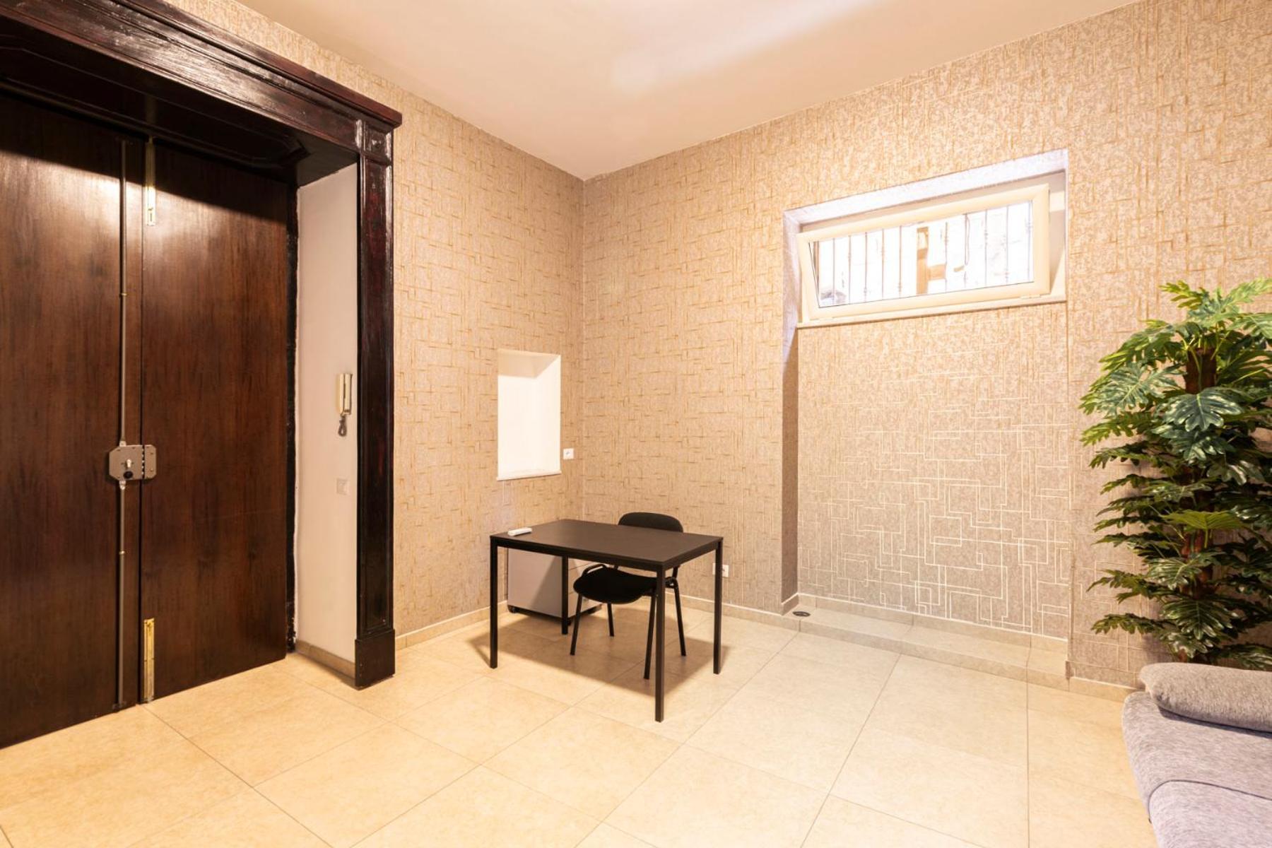 Bed and Breakfast Corso 138 - Sleep & Fly - By Domusextra Neapel Exterior foto