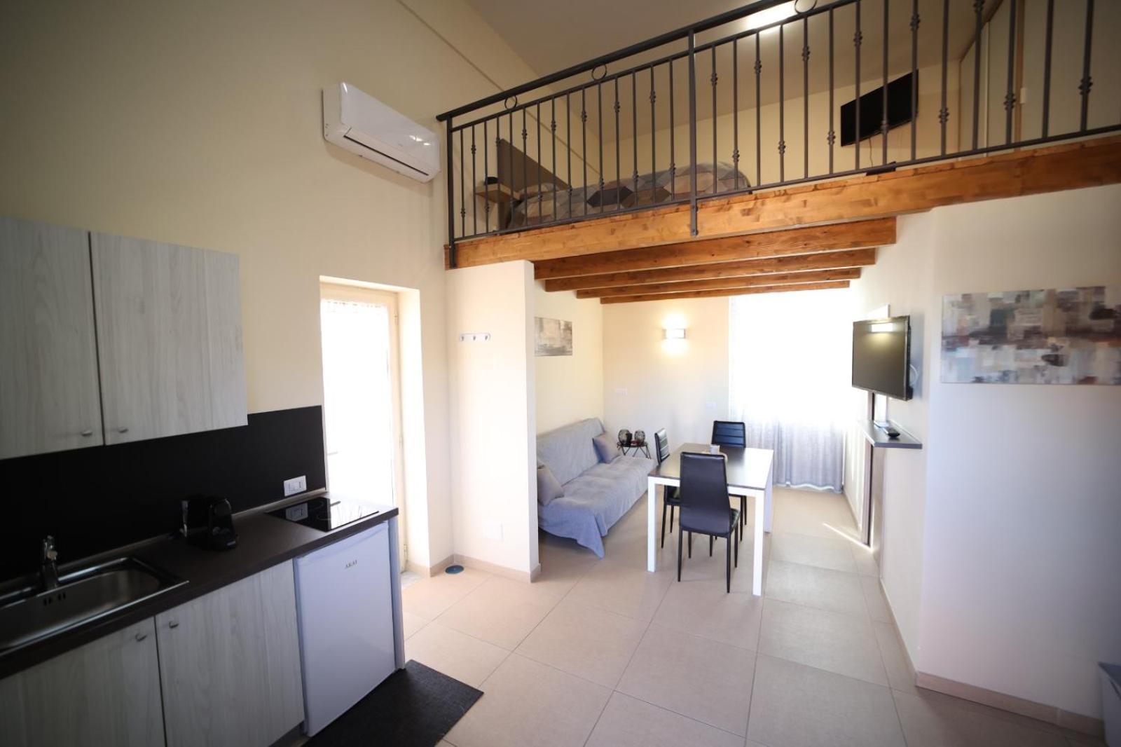 Bed and Breakfast Corso 138 - Sleep & Fly - By Domusextra Neapel Exterior foto