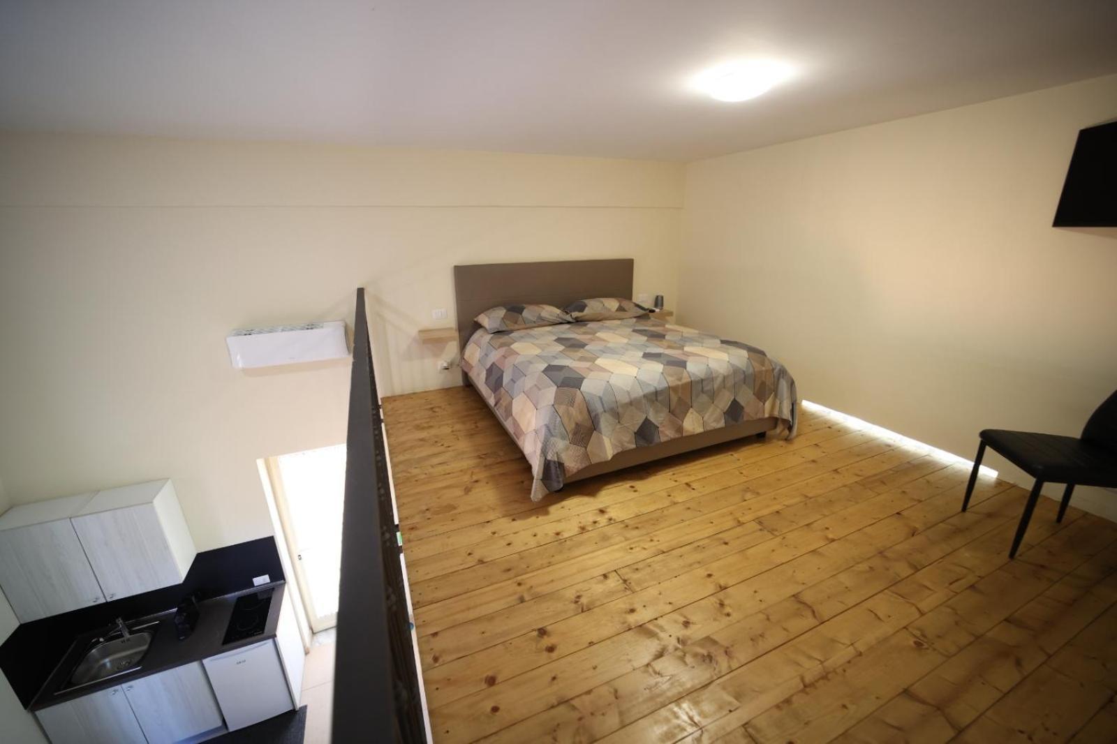 Bed and Breakfast Corso 138 - Sleep & Fly - By Domusextra Neapel Exterior foto